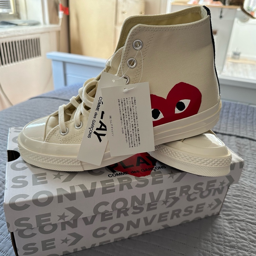 Cream color CDG Converse sneakers unisex